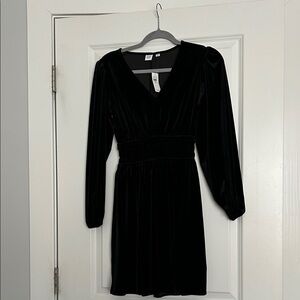 GAP Black Long Sleeve Dress